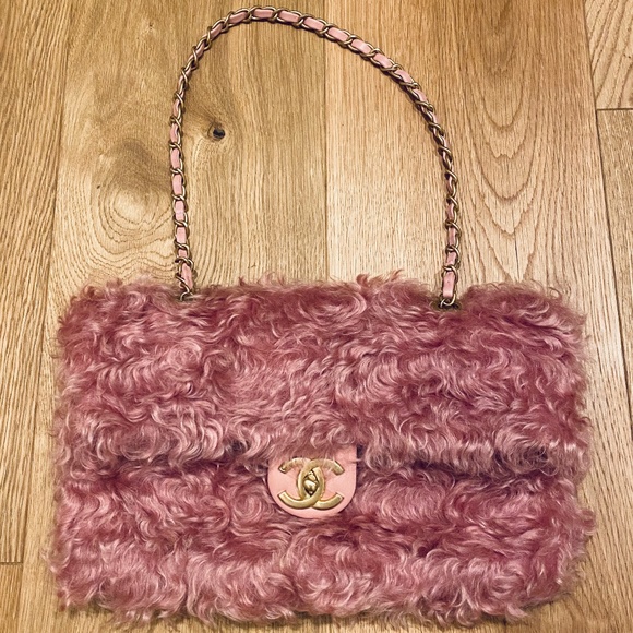 Chanel Handbag - Picture 2 of 12